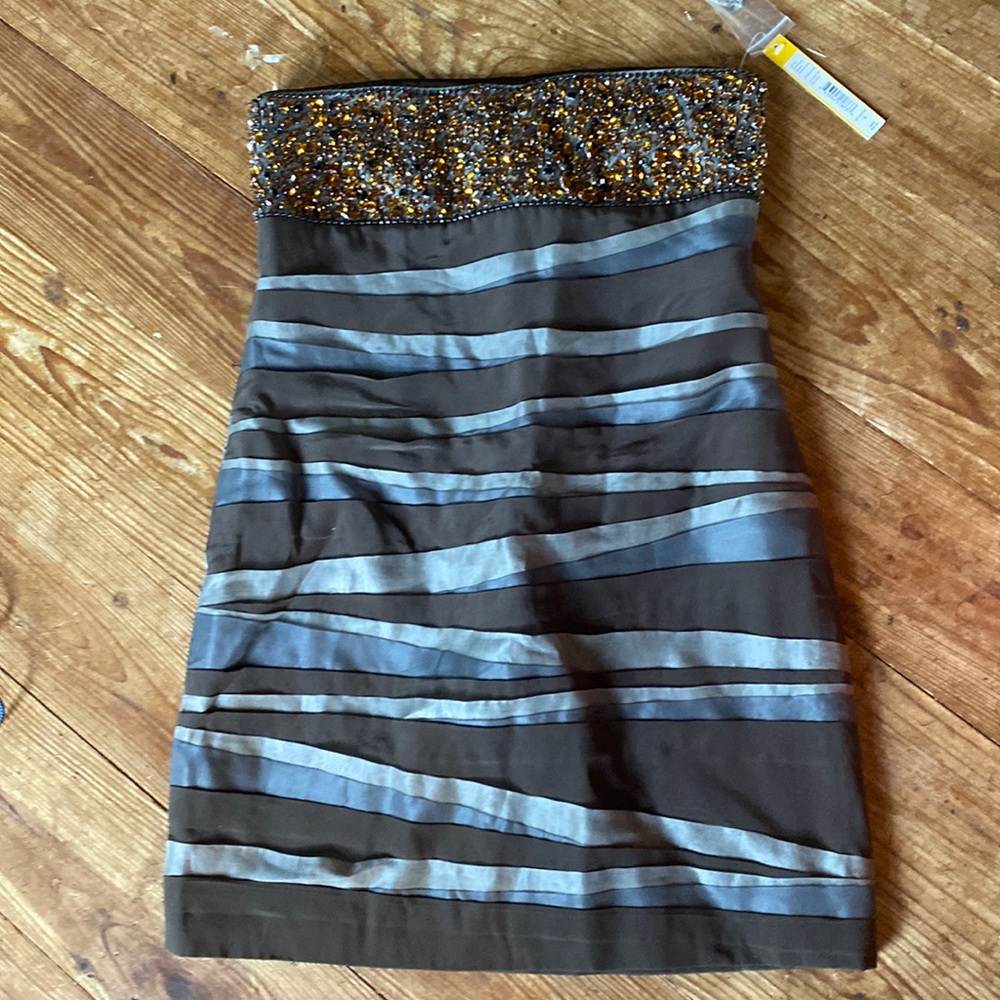Alice + Olivia strapless dress
